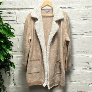 Absolutely‎ Famous Camel & Cream Knit Open Front Sherpa Trimmed Cardigan